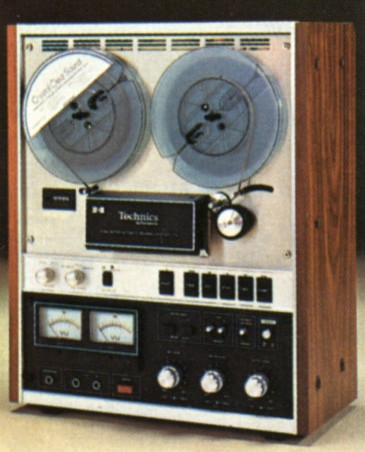 Technics RS-715US