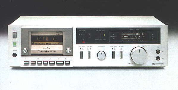 Technics RS-M225