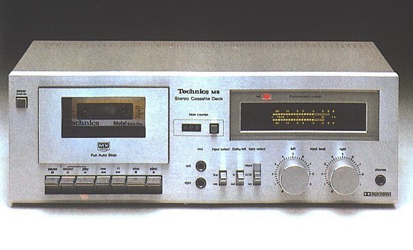 Technics RS-M8