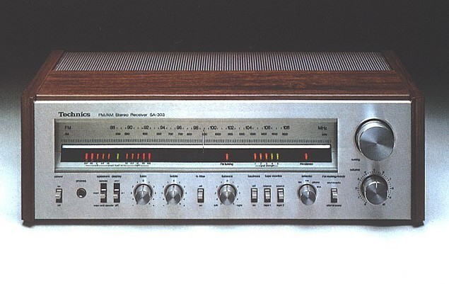 Technics SA-303
