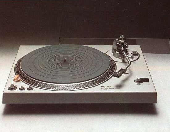Technics SL-1800