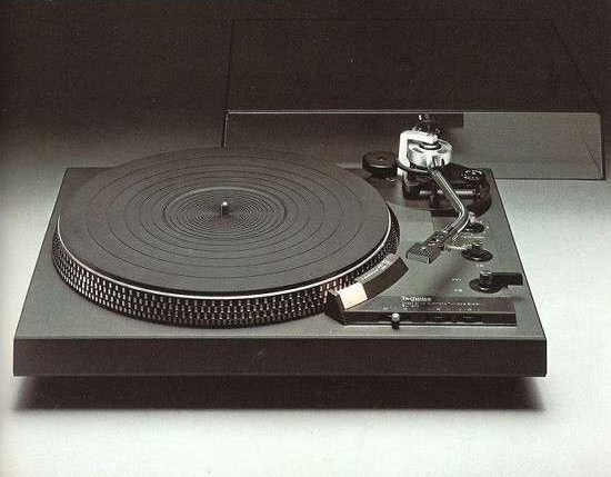 Technics SL-1900