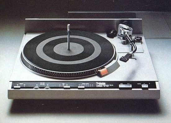Technics SL-235