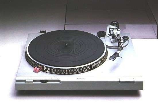 Technics SL-D1