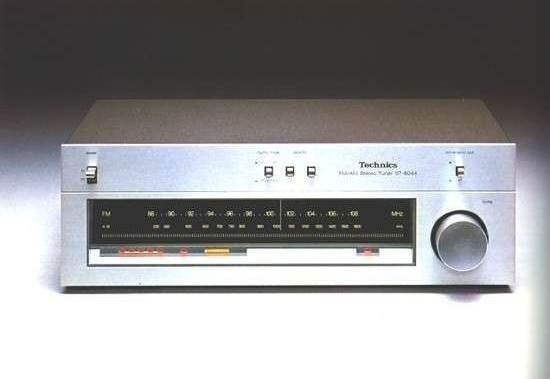 Technics ST-8044