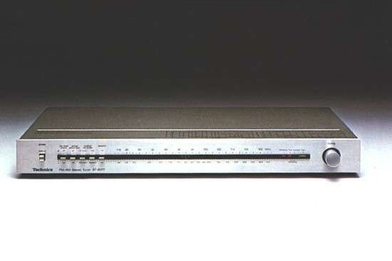 Technics ST-8077